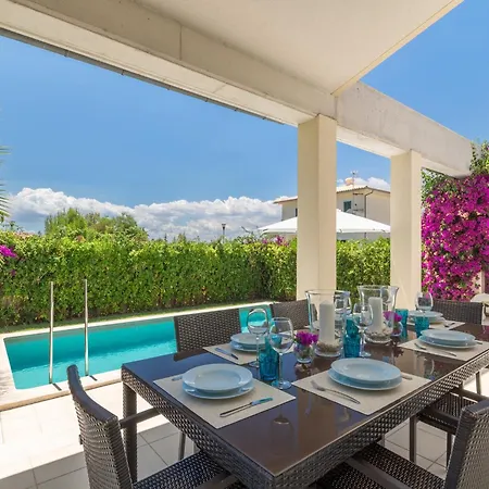 Modern With Pool In Villa